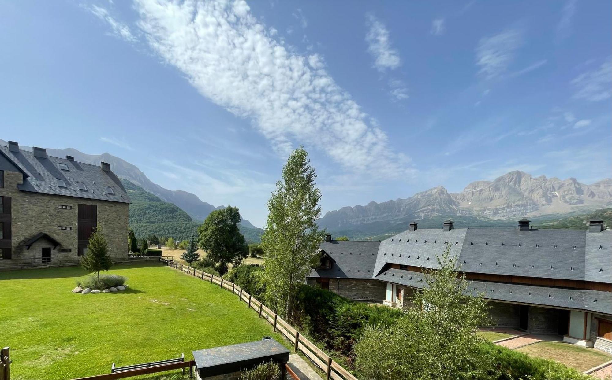 Ventanal De Saras Petfriendly Garaje Trastero Y Chimenea - Arafita Apartamentos Panticosa Esterno foto