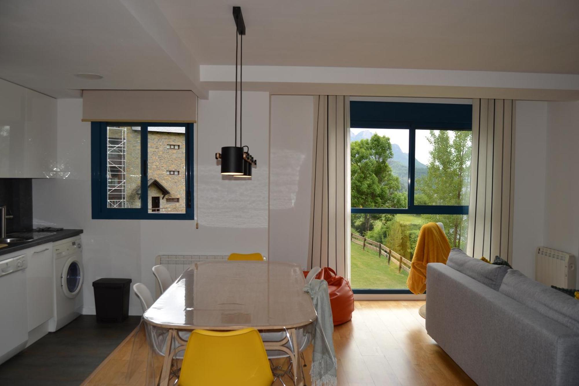 Ventanal De Saras Petfriendly Garaje Trastero Y Chimenea - Arafita Apartamentos Panticosa Esterno foto