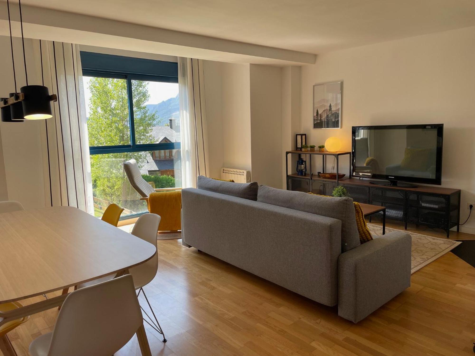 Ventanal De Saras Petfriendly Garaje Trastero Y Chimenea - Arafita Apartamentos Panticosa Esterno foto